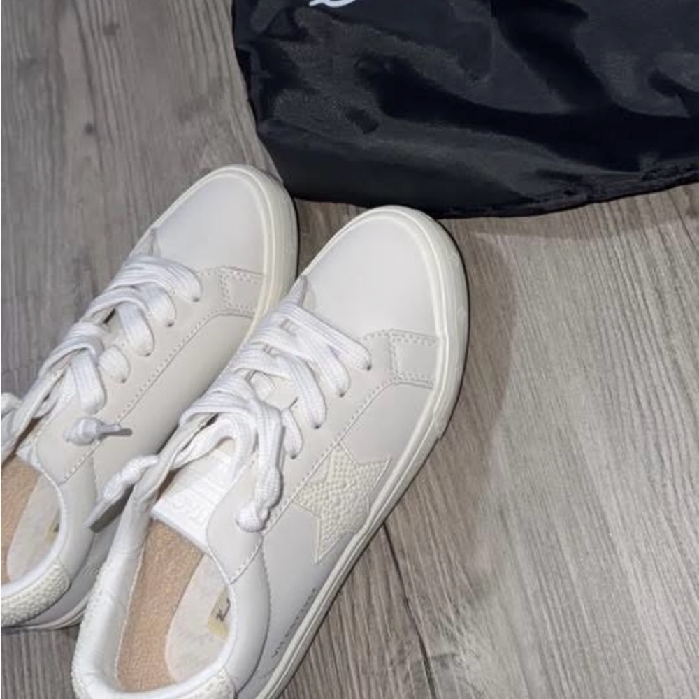Vintage Havana White Star Sneakers
